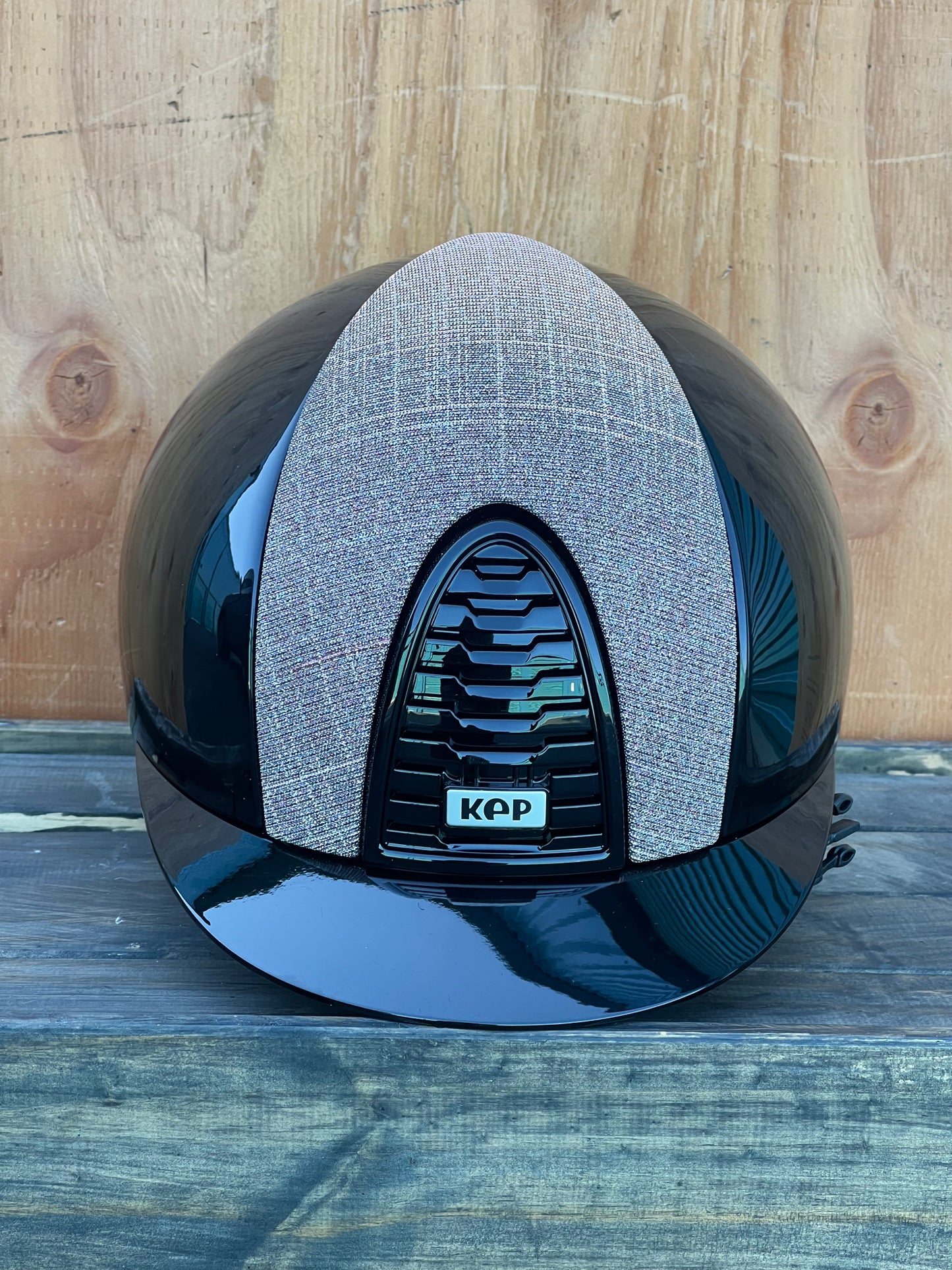 CUSTOM KEP IN POLISHED BLACK WITH PINK GLASSIA FRONT