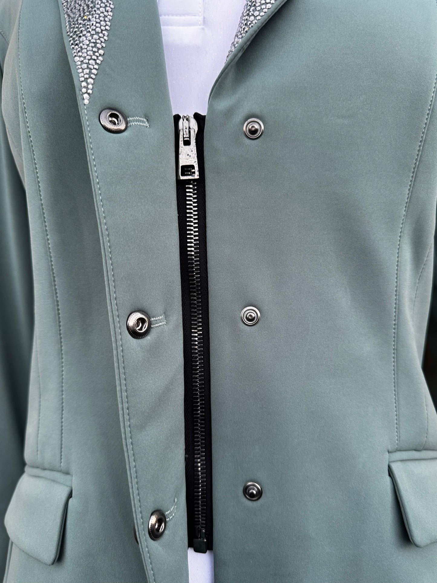 ANIMO SPECIAL EDITION WM SHORT COAT IN GIADA