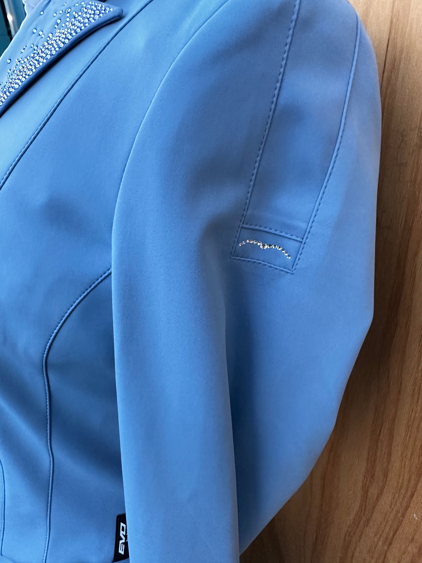 ANIMO LERUA SPECIAL EDITION WM TAIL COAT