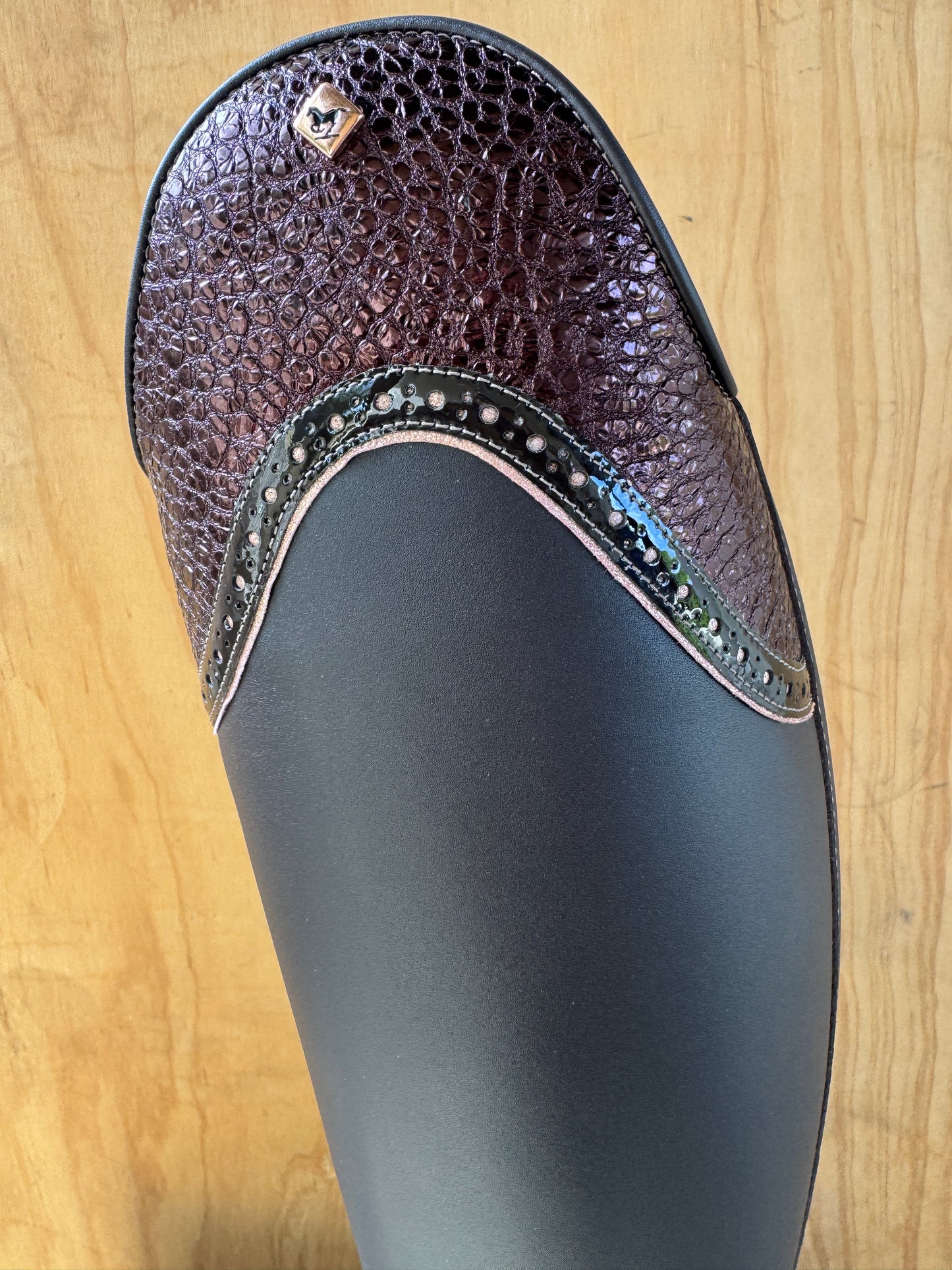 DENIRO BELLINI IN FLAT CAFFEE WITH SOFIA TOP 40 MA L