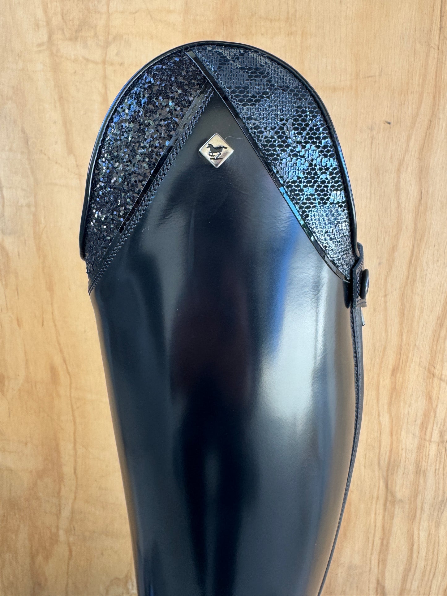 DENIRO VOLTA IN BRUSHED BLACK WITH MUSA TOP SIZE 38 MC S