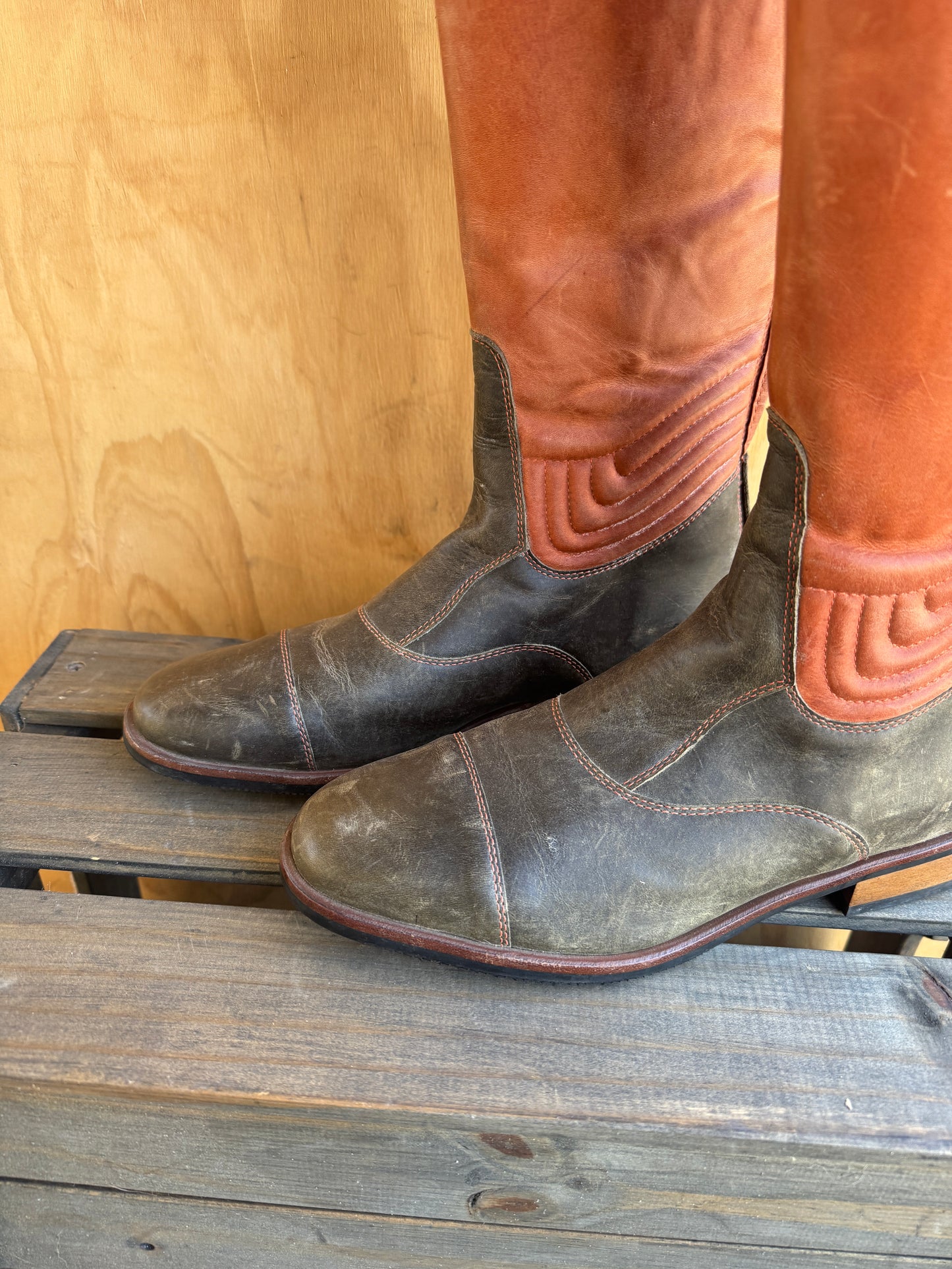 SALE!! KINGSLEY MODEL OLBIA IN DISTRESSED WATERPROOF LEATHER 39 MA M