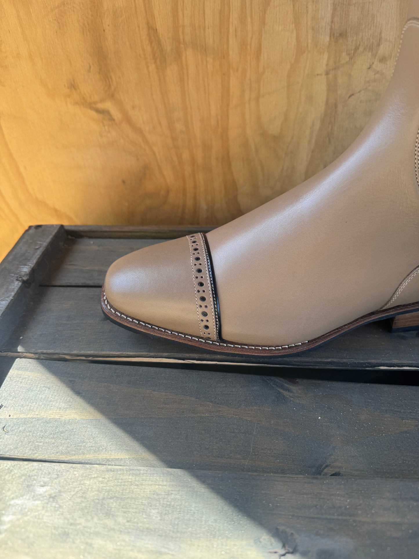 DENIRO BELLINI IIN TORTA WITH BLACK DETAILS SIZE 40 MC M