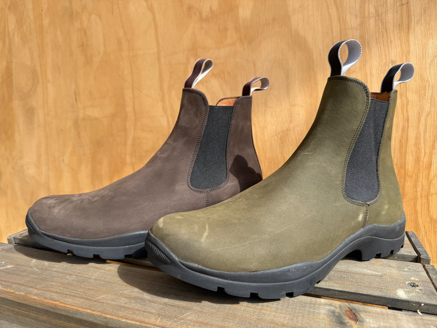 PETRIE SHORT BOOT IN NUBUK LEATHER