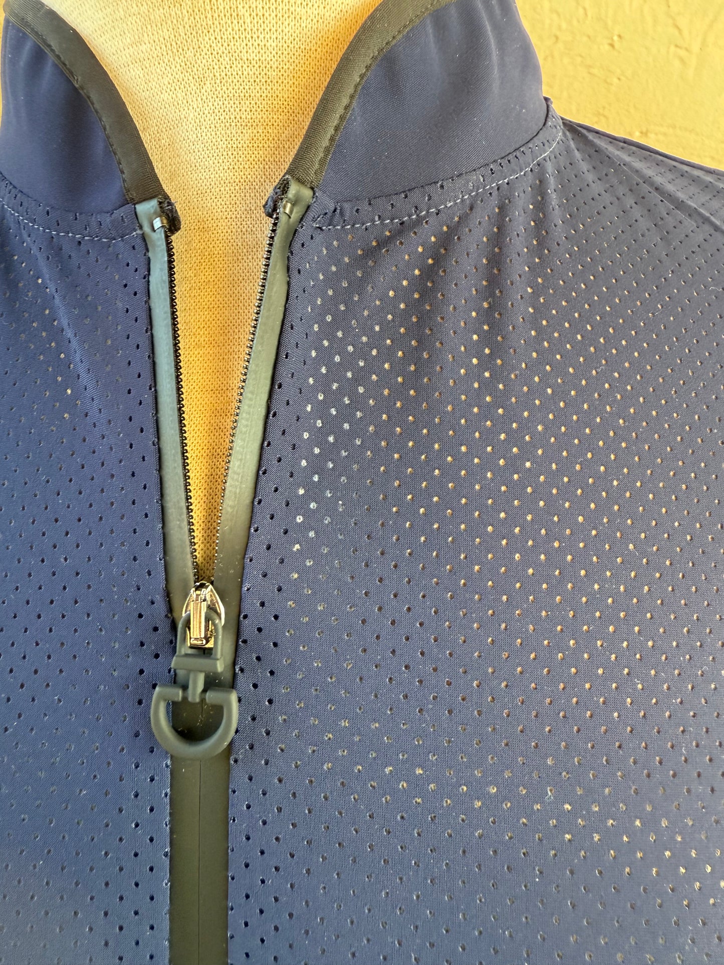 CAVALLERIA TOSCANA LIGHT WEIGHT TECH PERFORATED LS ZIP