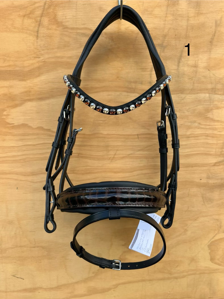 OTTO SCHUMACHER ELEGANT SNAFLLE WITH PATENT BROWN CROCO NOSEBAND 5CM ANATOMICAL
