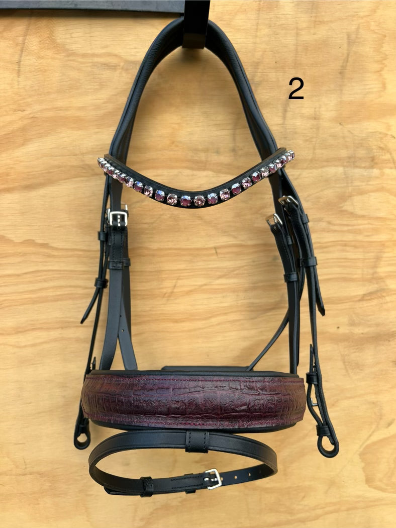 OTTO SCHUMACHER ELEGANT SNAFLLE WITH BURGUNDY DETAILS