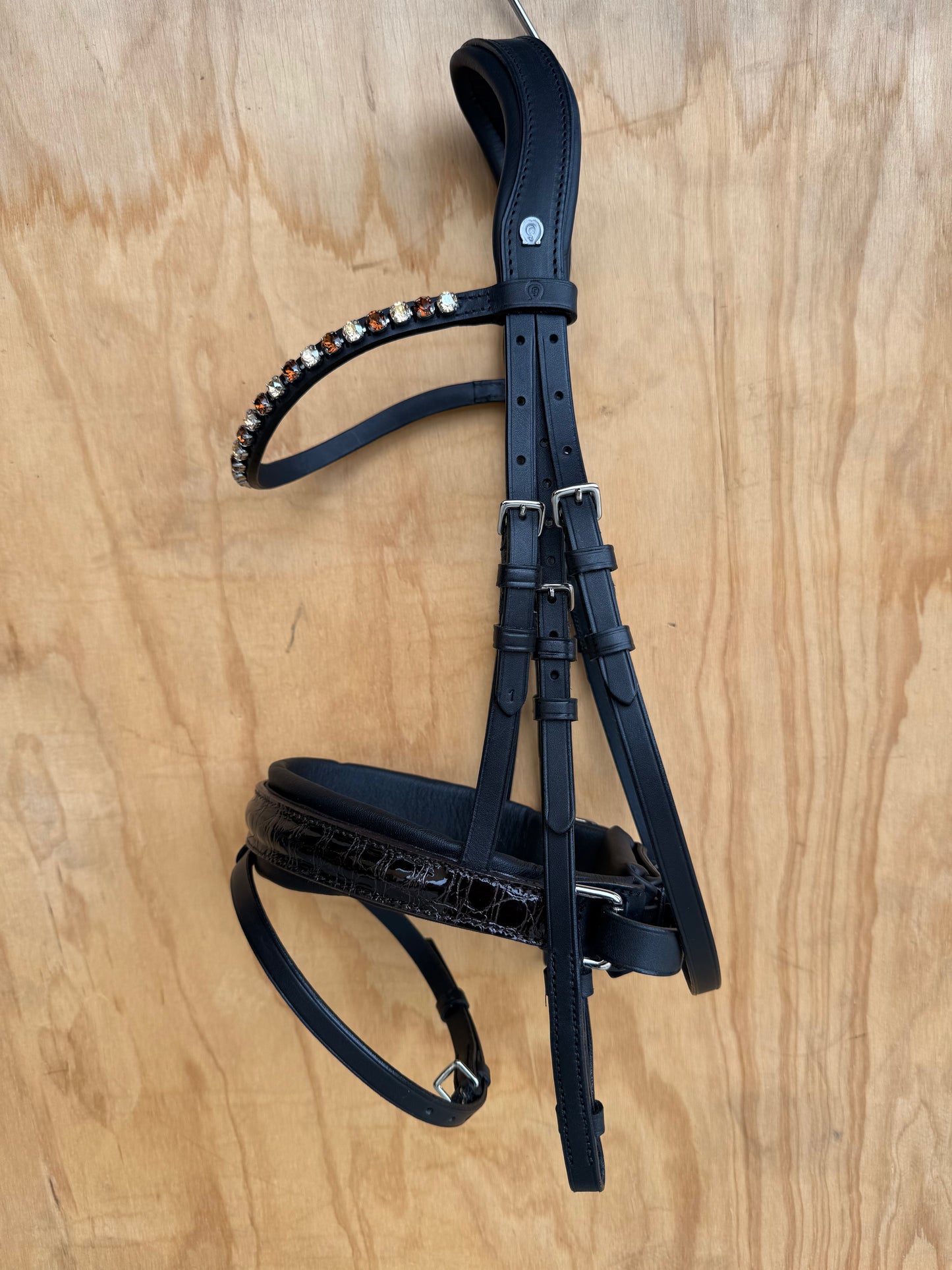 OTTO SCHUMACHER SNAFFLE ELEGANT WITH PATENT CROCO NOSEBAND IN BROWN