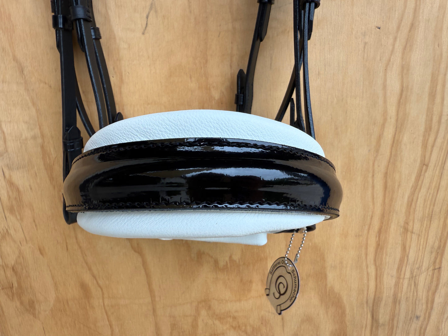 OTTO SCHUMACHER ELEGANT DOUBLE WITH PATENT NOSEBAND AND WHITE PADDING