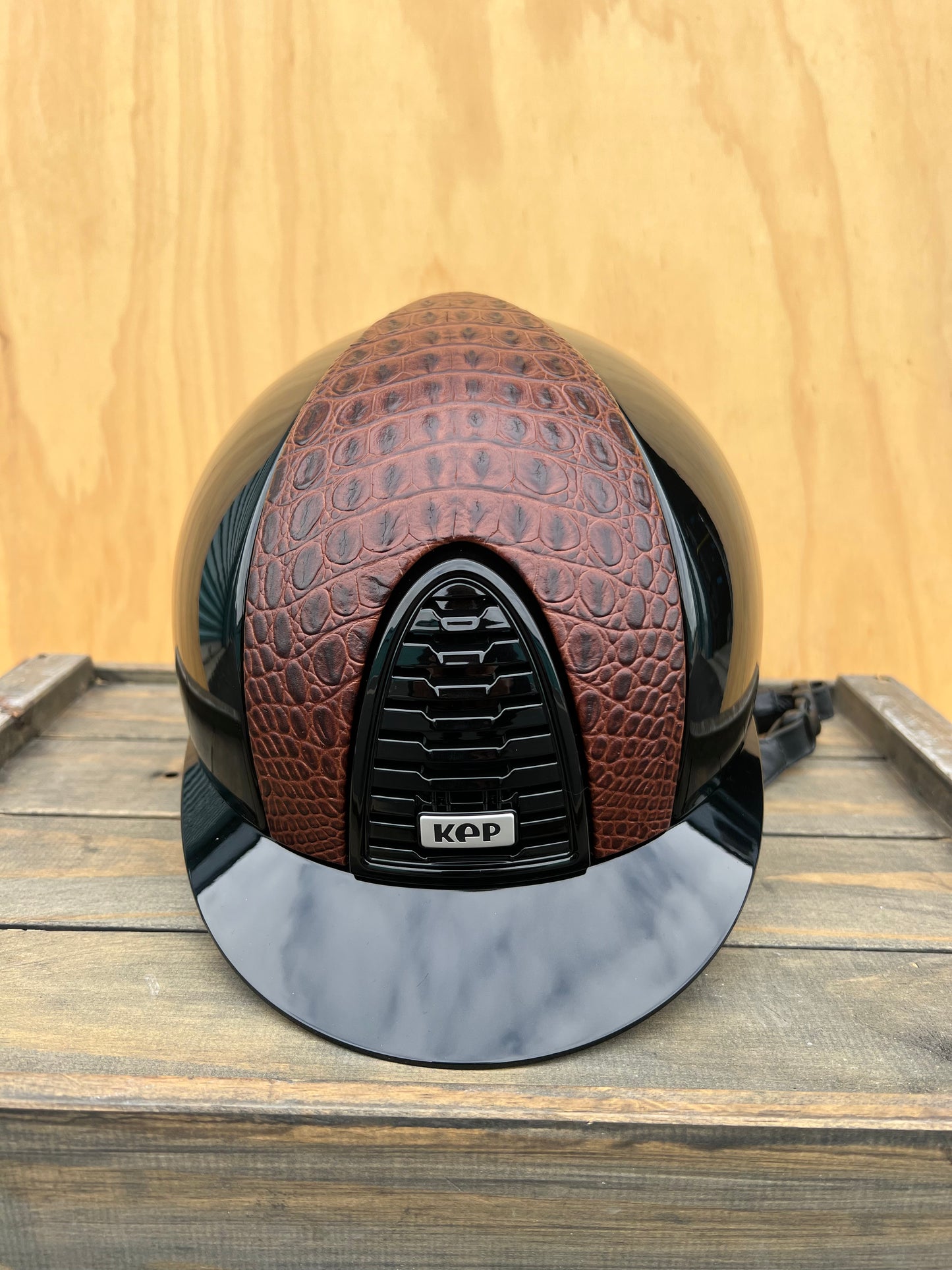 KEP POLISHED BLACK WITH BROWN CROCO FRONT