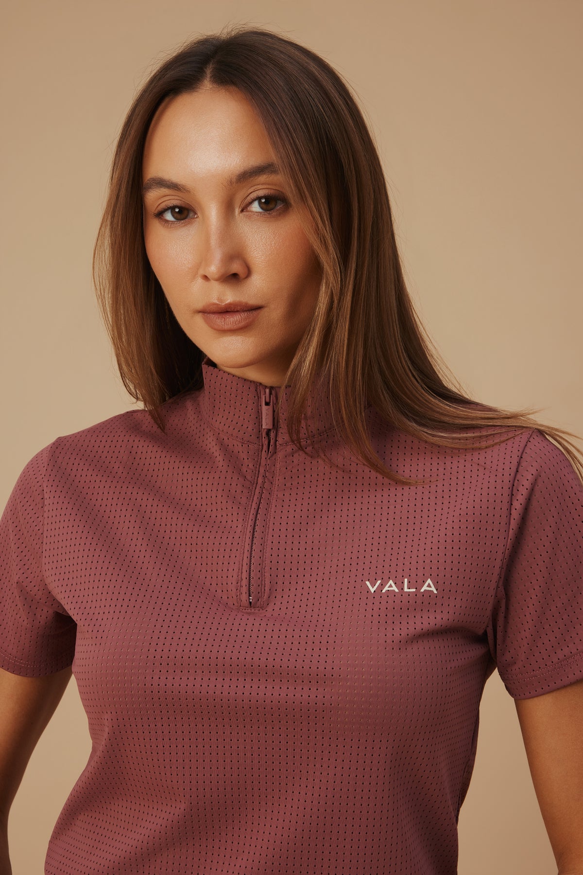 VALA ELSA MESH SHORT SLEEVE ZIP UP