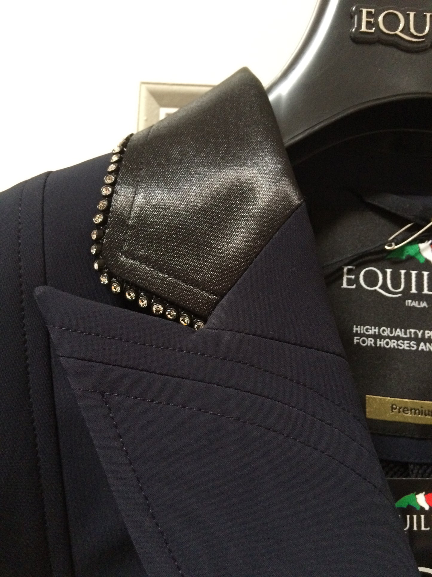 Equiline Collar Designs