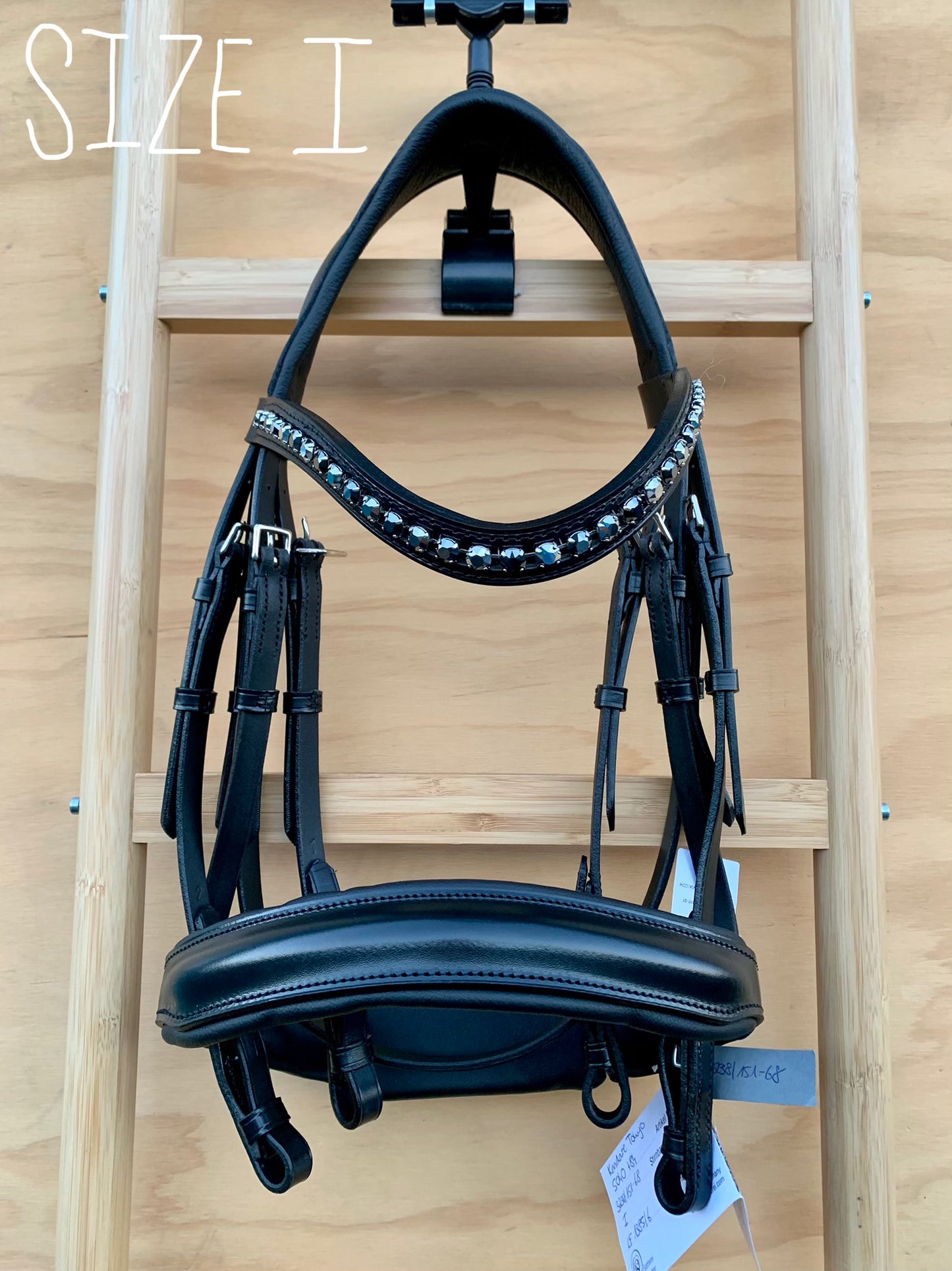 OTTO SCHUMACHER DOUBLE TOKYO WITH JET HEMATITE BROWBAND AND CUT BACK NOSEBAND