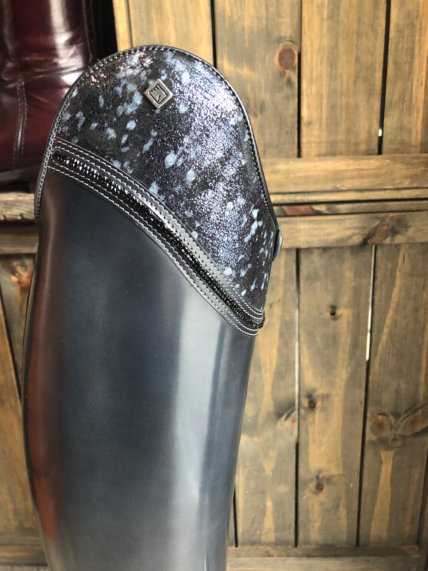 SALE** DENIRO RAFFAELO BOOT IN BRUSHED GREY WITH CRYSTAL TOP SIZE 40 MC M