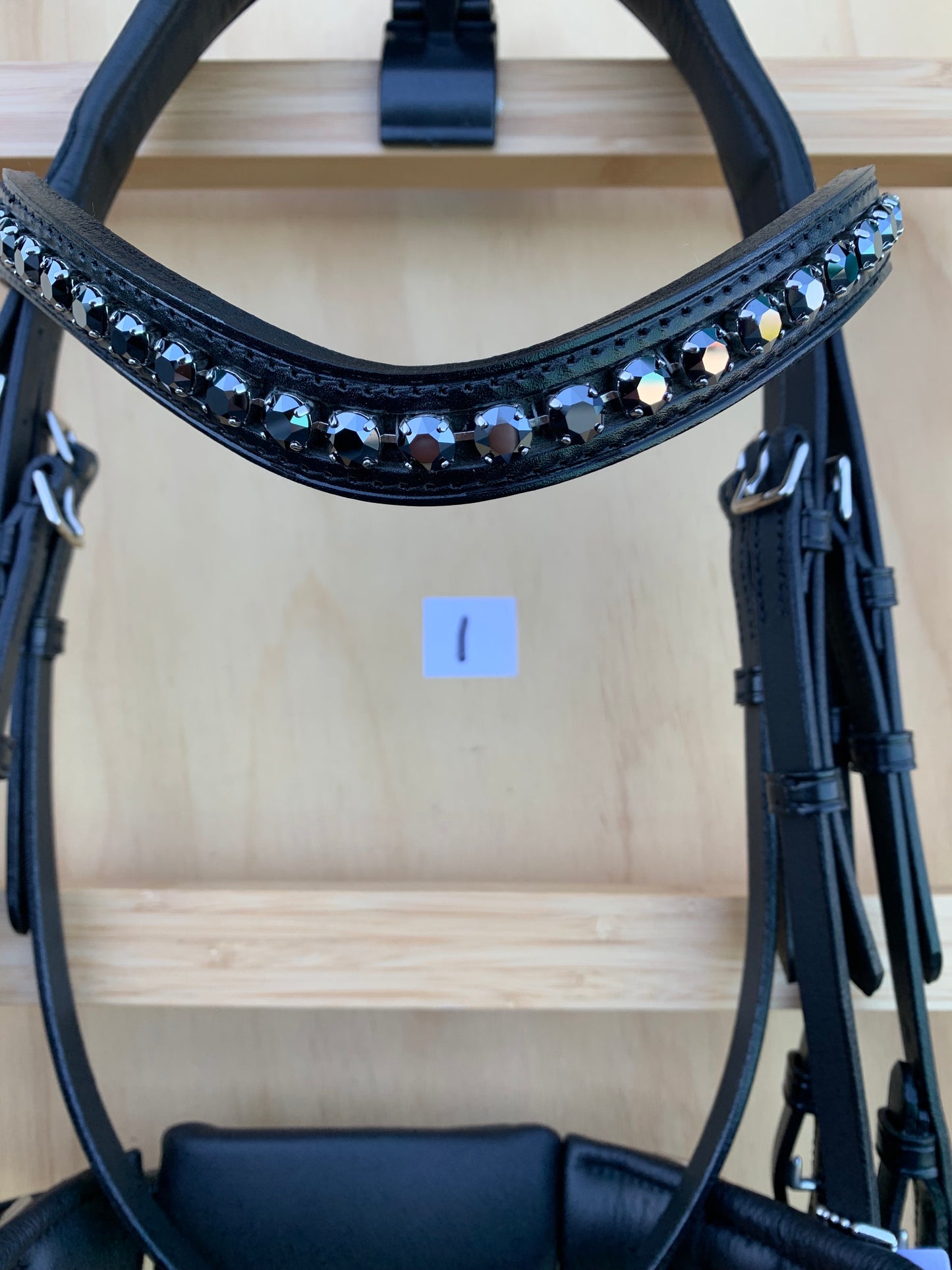 OTTO SCHUMACHER TOKYO DOUBLE WITH CUT BACK NOSEBAND/JET HEMATITE