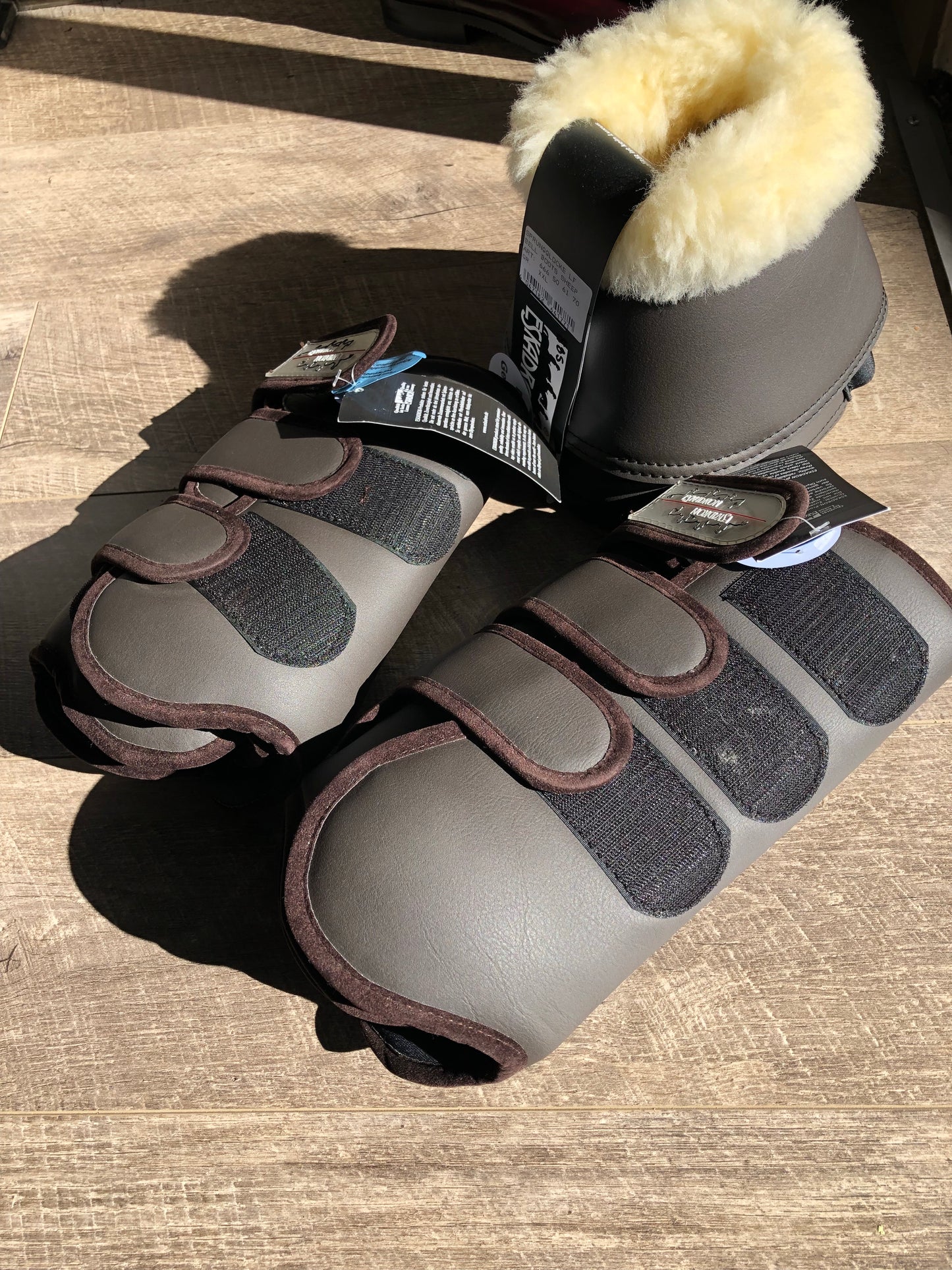 Eskadron All Around Boots Hind In Brown