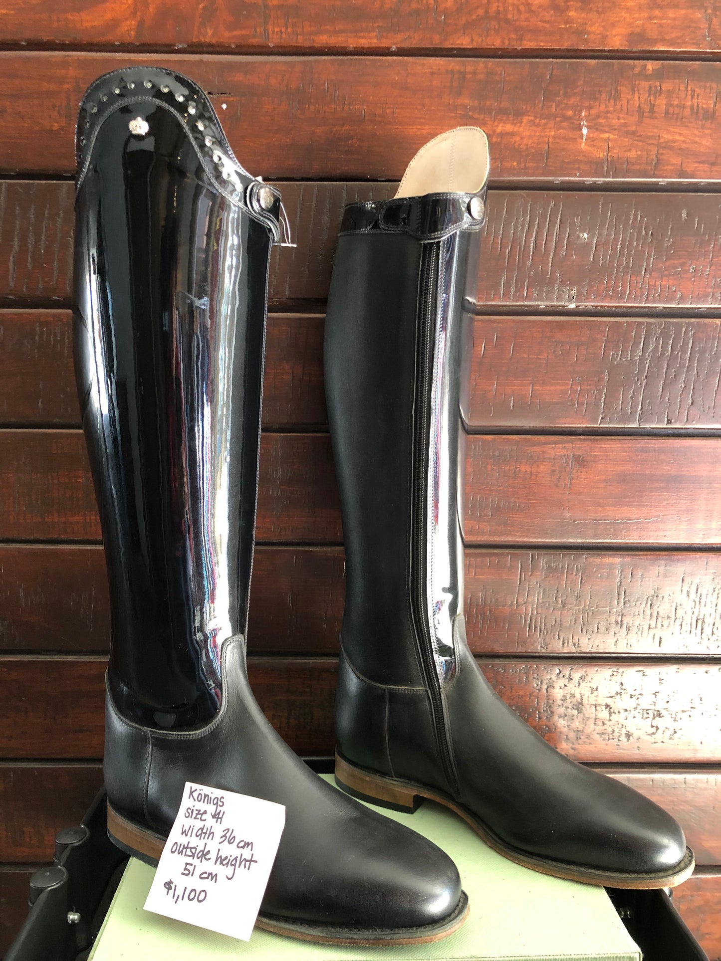 Sale Boots Koenigs