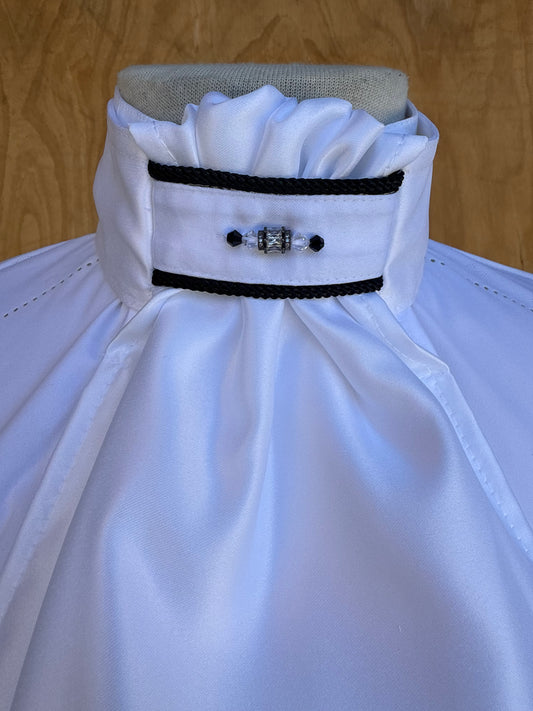 STOCK TIE WITH RIBBON AND CRYSTAL DETAIL