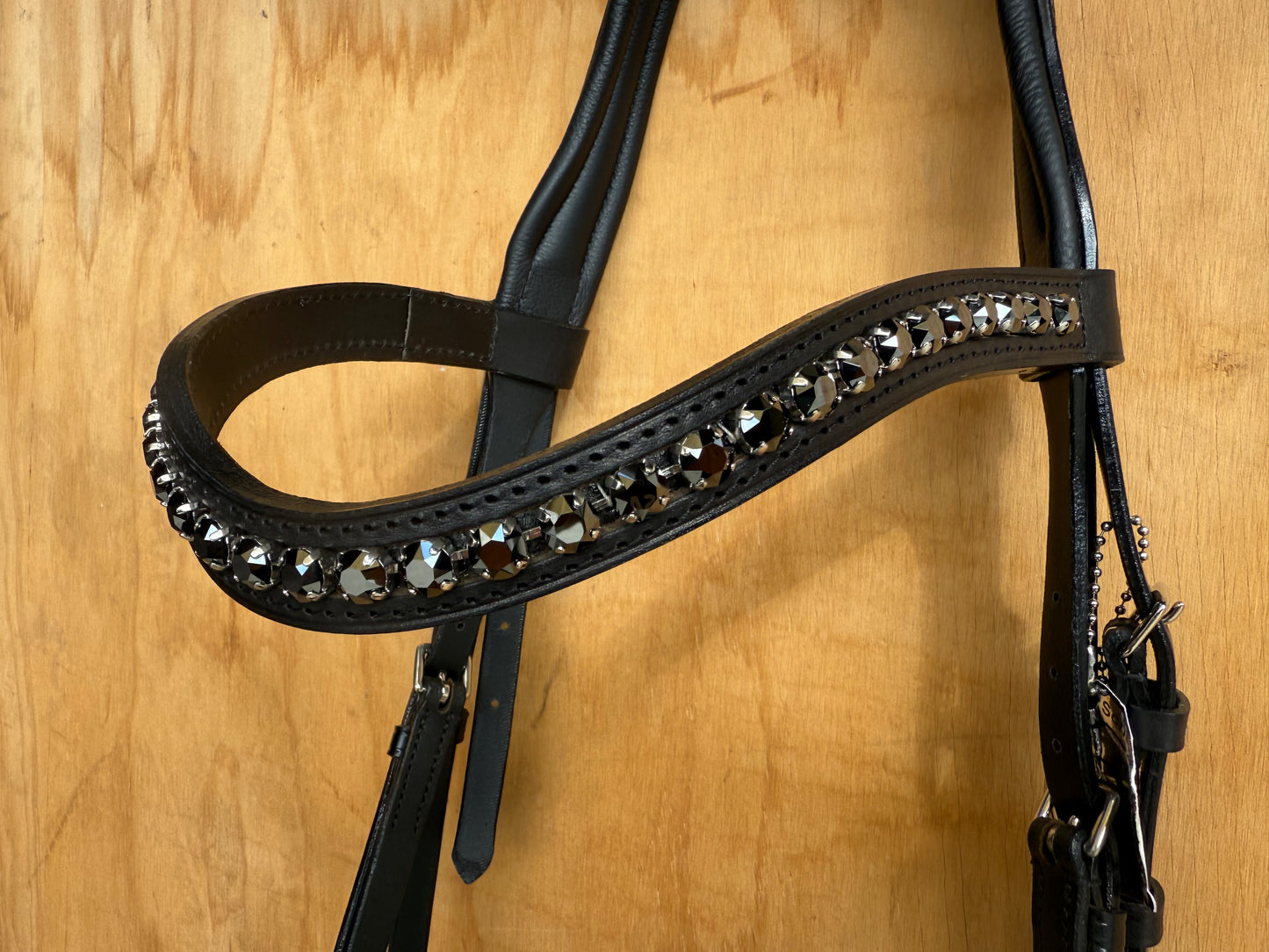 OTTO SCHUMACHER ELEGANT SNAFFLE WITH COMFORT XL NOSEBAND BLACK PATENT/FINELINE PIPING