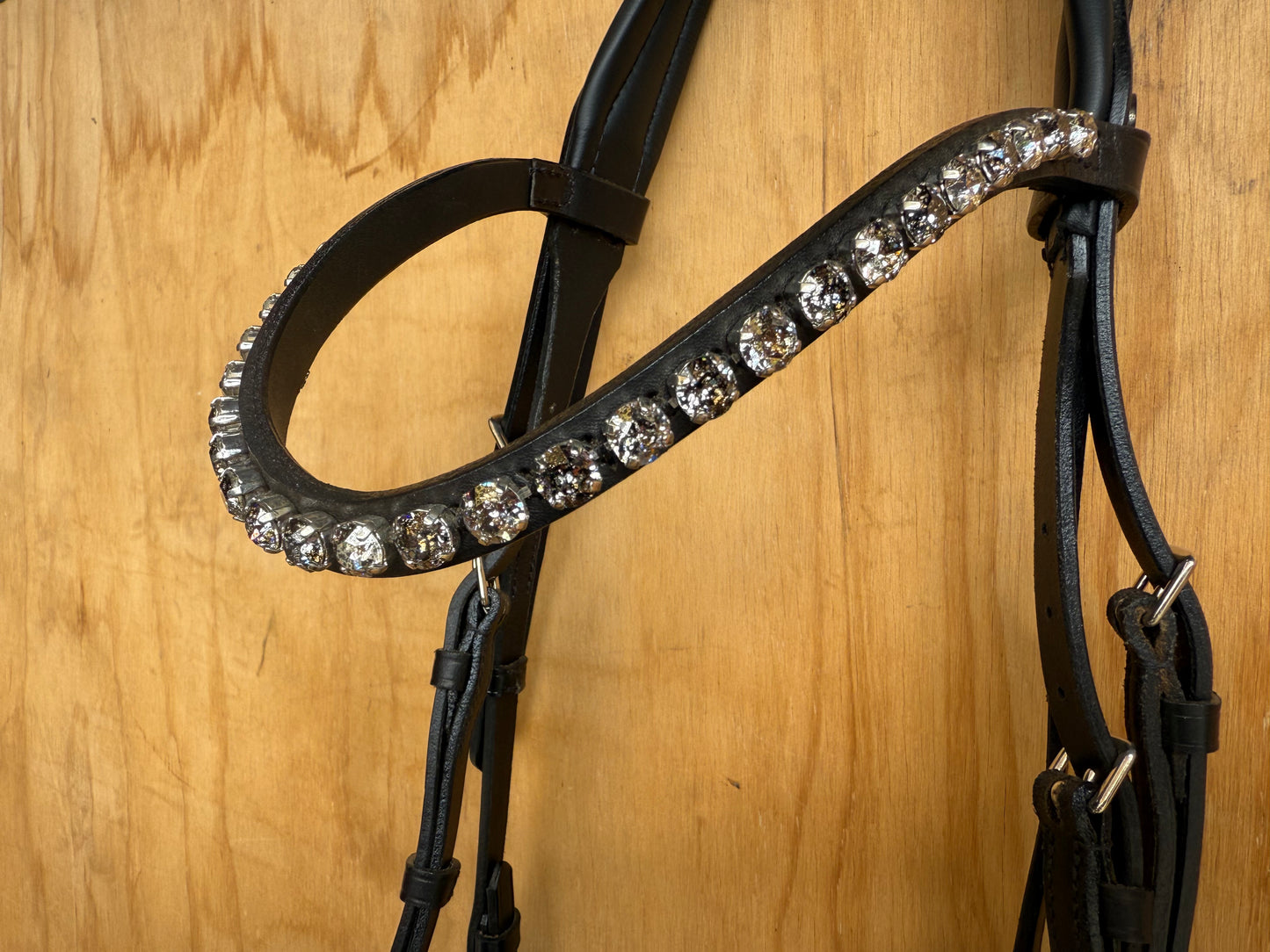 OTTO SCHUMACHER ELEGANT SNAFFLE WITH COMFORT XL NOSEBAND PATENT GREY/BLACK MARBLE