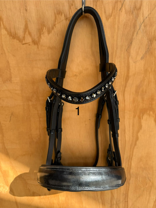 OTTO SCHUMACHER TOKYO DOUBLE WITH 4.5CM CUT BACK NOSEBAND PATENT GREY/BLACK MARBLE