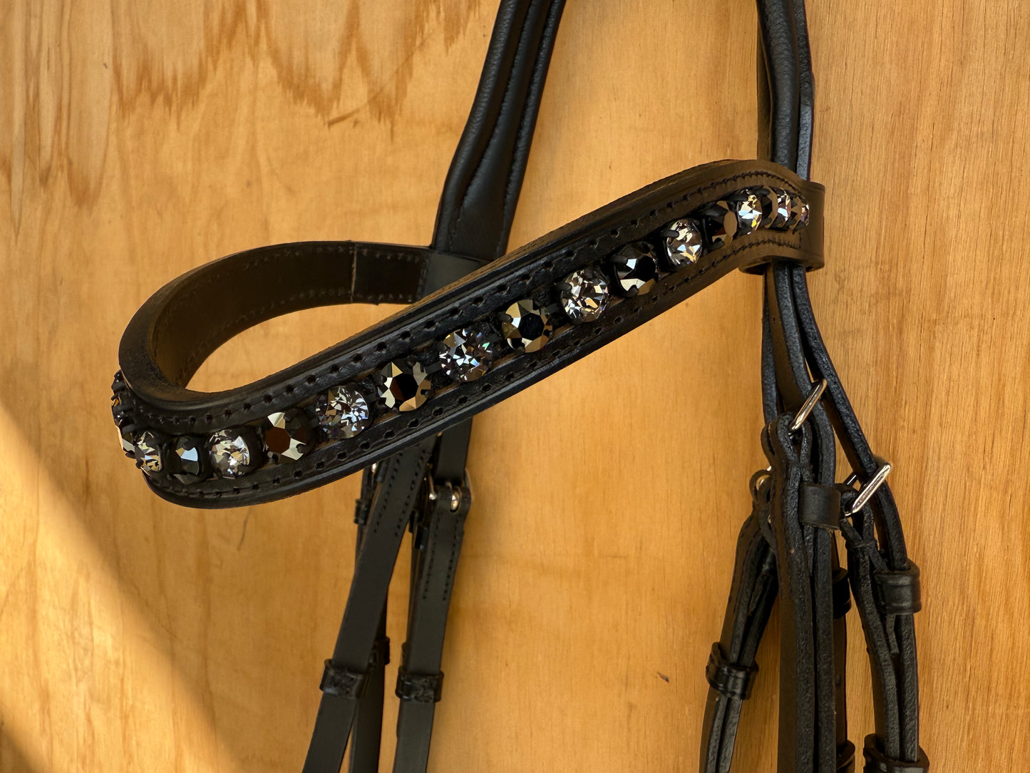 OTTO SCHUMACHER TOKYO DOUBLE WITH 4.5CM CUT BACK NOSEBAND PATENT GREY/BLACK MARBLE