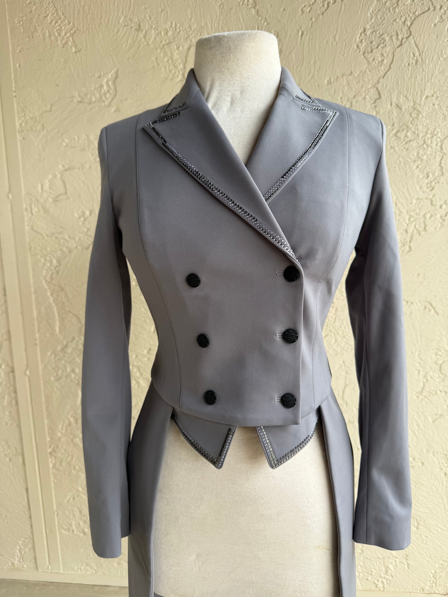 ANIMO TAIL COAT LEONTY IN GREY