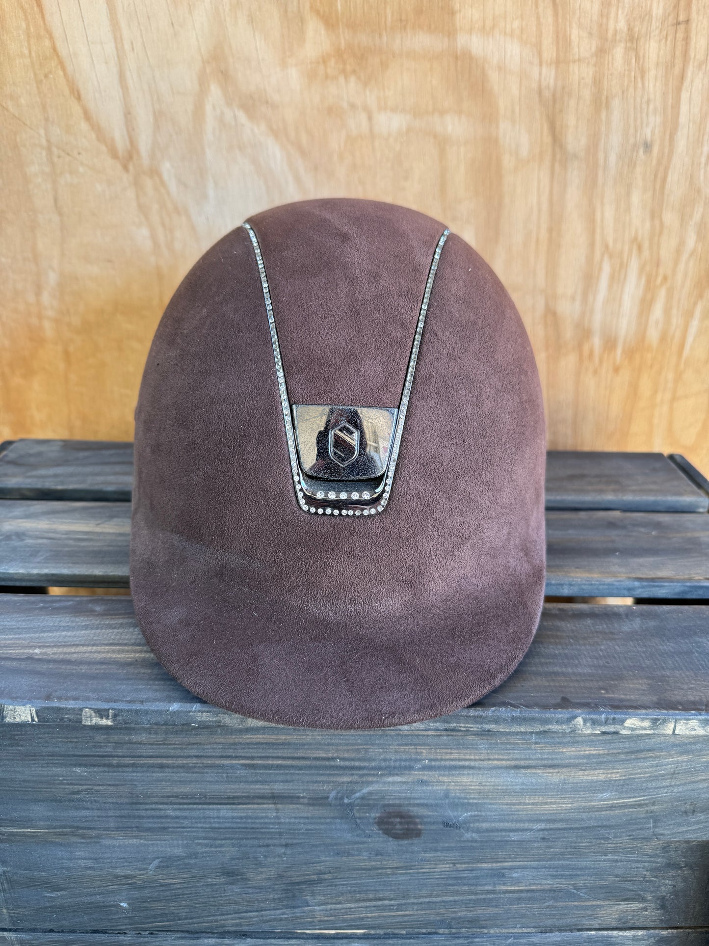 SALE!!!! SAMSHIELD BROWN ALACANTARA WITH CRYSTAL PIPING
