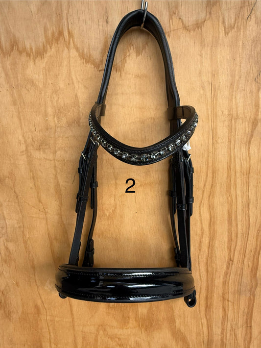 OTTO SCHUMACHER TOKYO DOUBLE WITH PATENT NOSEBAND 4.5CM CUT BACK