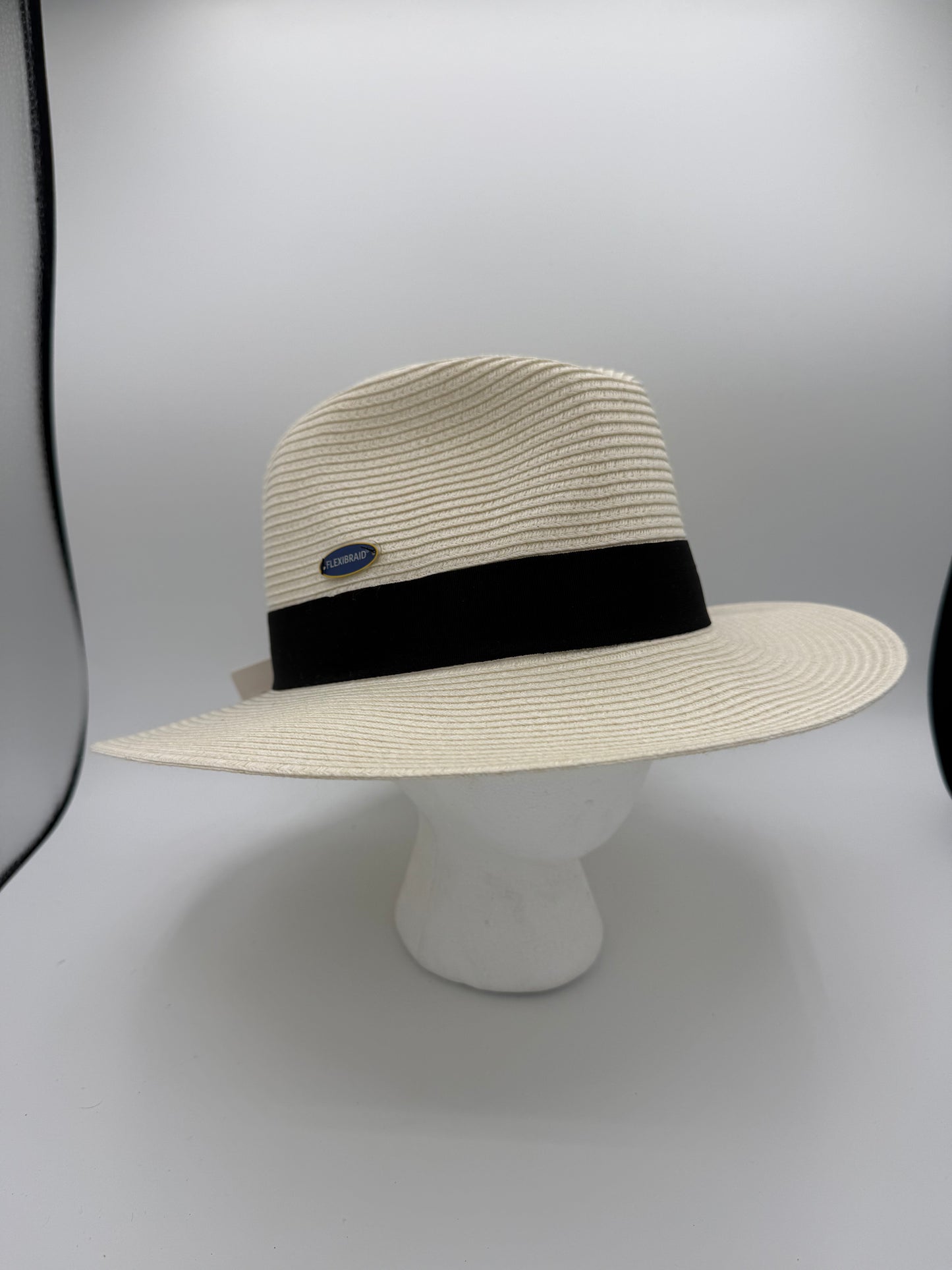 UV SUN HAT WITH WIDE BRIM