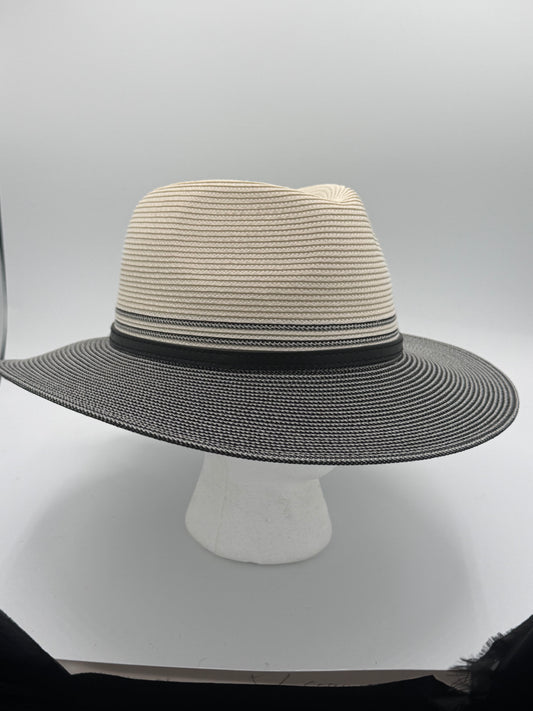 UV SUN HAT WITH WIDE BRIM