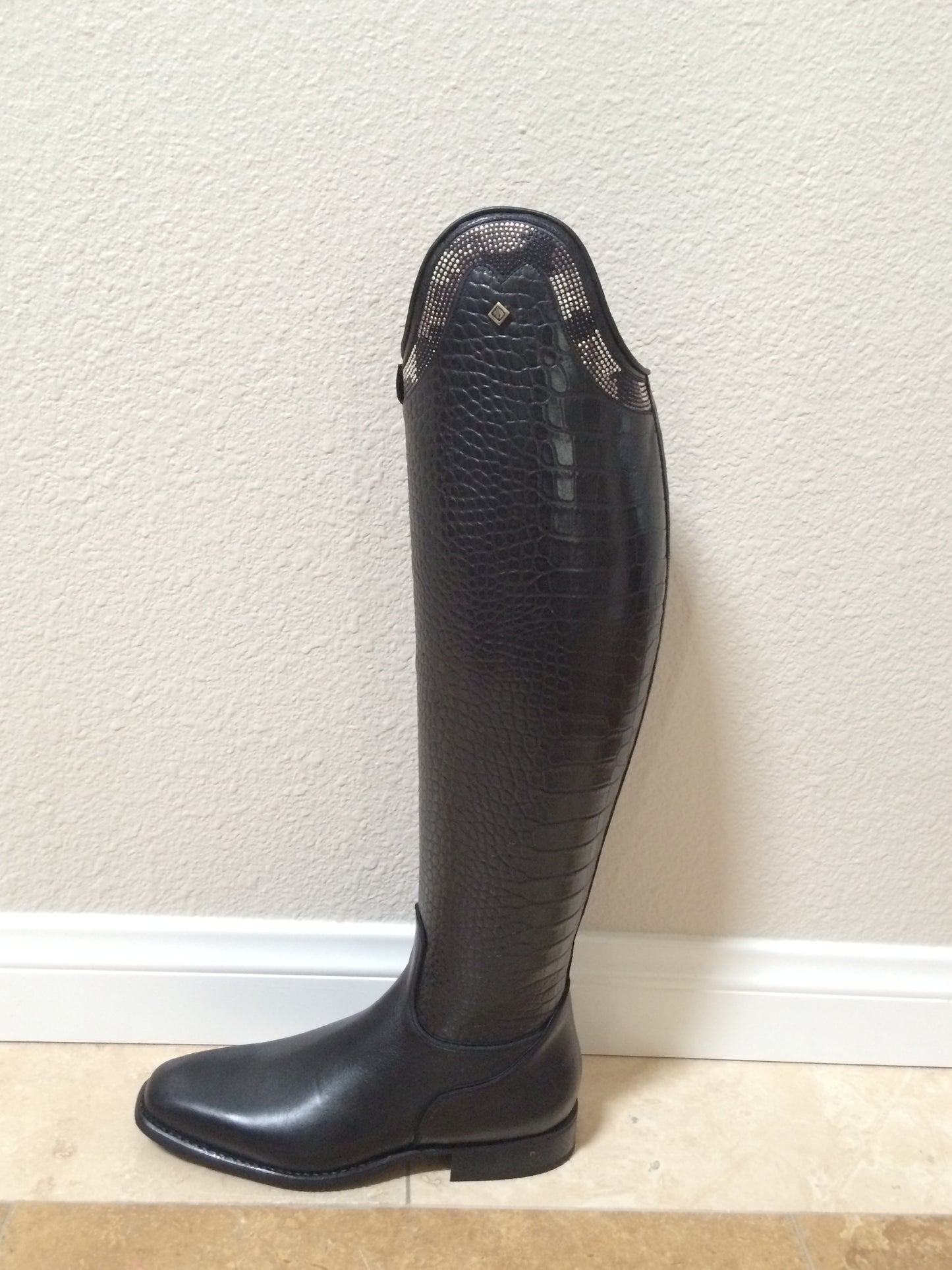 Deniro Boots With Stud Top